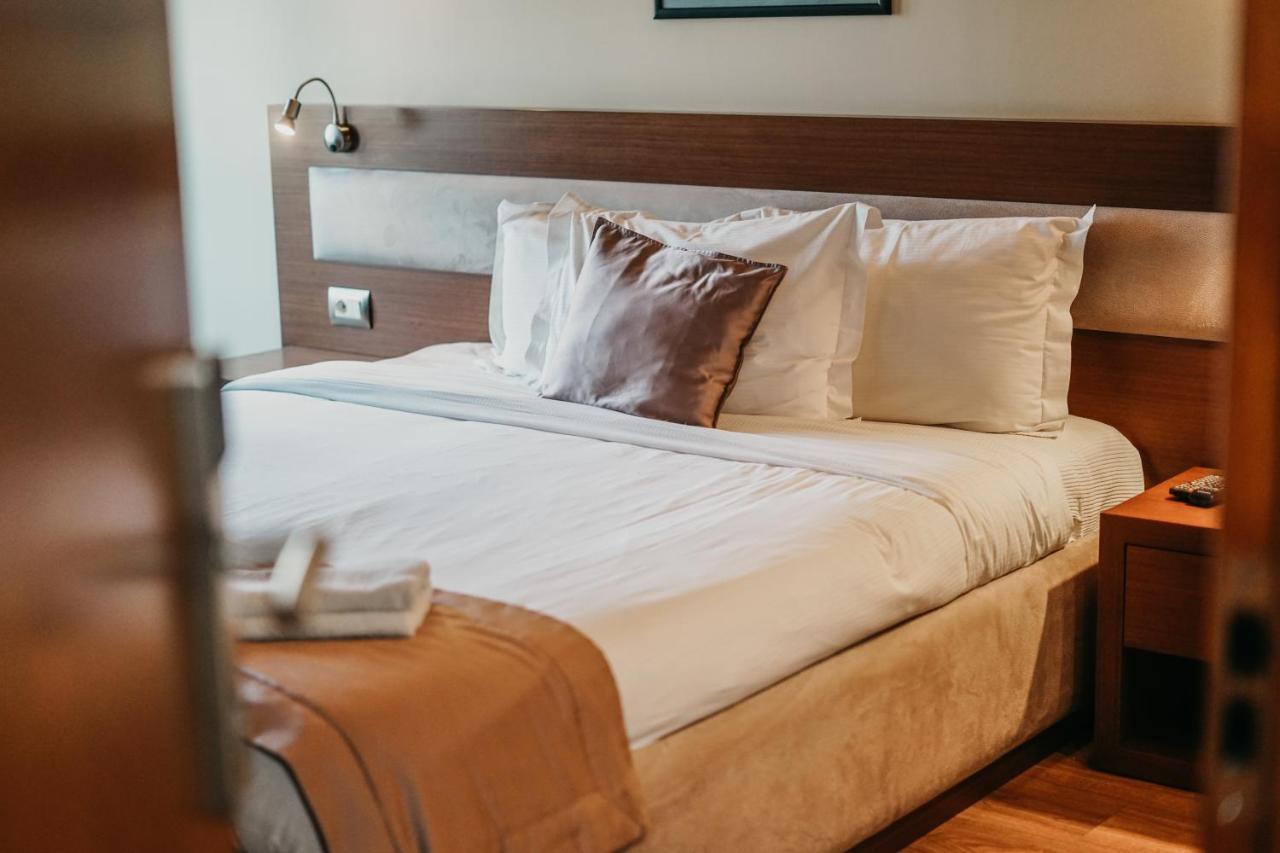 Center Hotel Gjirokaster Luaran gambar