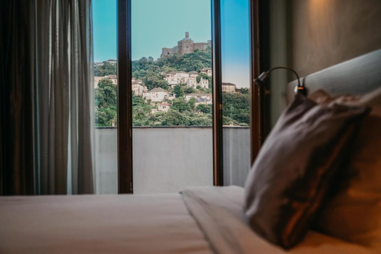 Center Hotel Gjirokaster Luaran gambar